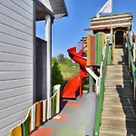 Homes Very Close To The Hébergement de vacances *