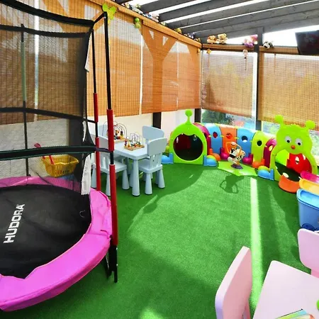 別荘 Homes Very Close To The *