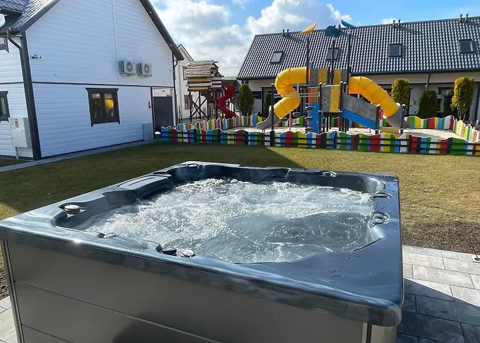 Homes Very Close To The Ferienhaus Sianożęty